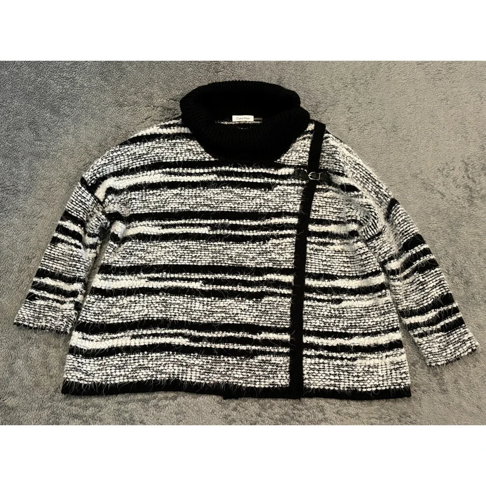 Calvin Klein Sweater Womens L/XL Cowl Neck Poncho Shawl Black White Buckle Heavy
